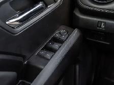 2024 Chevrolet Colorado LT - Photo 15