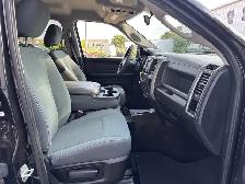 2017 Ram 1500 ST CREW CAB | 4WD | HEMI | 6-PASS - Photo 17