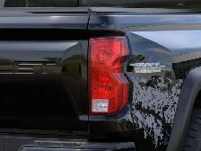 2026 Chevrolet Colorado Trail Boss - Photo 13