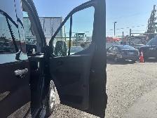 2025 Ford Transit T-350 XL AWD 15 Passenger Medium Roof 148wb - Photo 31