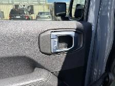 2021 Jeep Wrangler Unlimited Sahara 4xE 4dr 4x4 Automatic PHEV - Photo 35