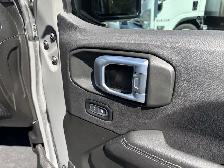 2021 Jeep Wrangler Unlimited Sahara 4xE 4dr 4x4 Automatic PHEV - Photo 39
