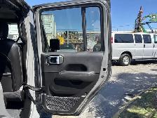 2021 Jeep Wrangler Unlimited Sahara 4xE 4dr 4x4 Automatic PHEV - Photo 43