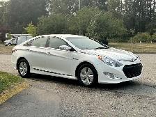 2014 Hyundai Sonata Hybrid 4dr Sedan