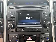 2014 Hyundai Sonata Hybrid 4dr Sedan - Photo 24