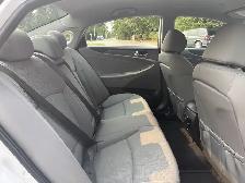 2014 Hyundai Sonata Hybrid 4dr Sedan - Photo 43