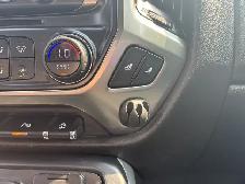 2017 Chevrolet Silverado 1500 Z71 4x4 Crew Cab 6.6 ft. box - Photo 30