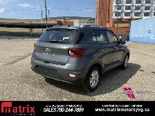 2025 Hyundai Venue SEL - Photo 5