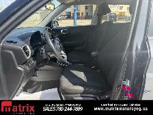 2025 Hyundai Venue SEL - Photo 12