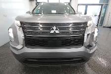 2024 Mitsubishi Outlander ES / AWD / 7 PASSAGERS - Photo 7