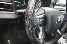 2024 Mitsubishi Outlander ES / AWD / 7 PASSAGERS - Photo 16
