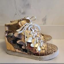 Women bootis Size 8