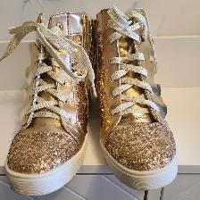 Women bootis Size 8 - Photo 3