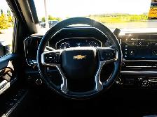 2025 Chevrolet Silverado 2500HD LT 6.6L | Heated Seats - Photo 31