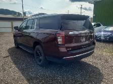 2023 Chevrolet Suburban - Photo 6