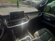 2023 Chevrolet Suburban - Photo 10