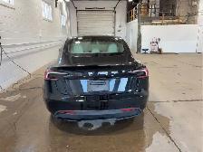 2025 Tesla Model 3 - Photo 5