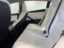 2025 Tesla Model 3 - Photo 12