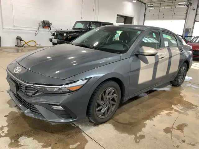 2024 Hyundai ELANTRA