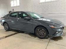 2024 Hyundai ELANTRA - Photo 3