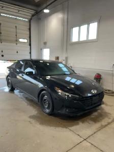2023 Hyundai ELANTRA - Photo 3
