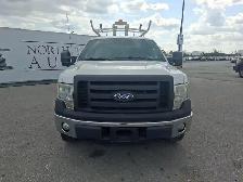 2011 Ford F-150 w/Heavy Duty Payload Package - Photo 2