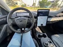 2021 Ford Mustang Mach-E Premium - Photo 9