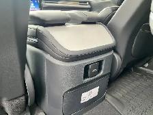 2027 Lincoln Navigator Reserve - Photo 19