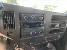 2017 Chevrolet Express - Photo 17