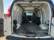 2013 GMC Savana - Photo 24