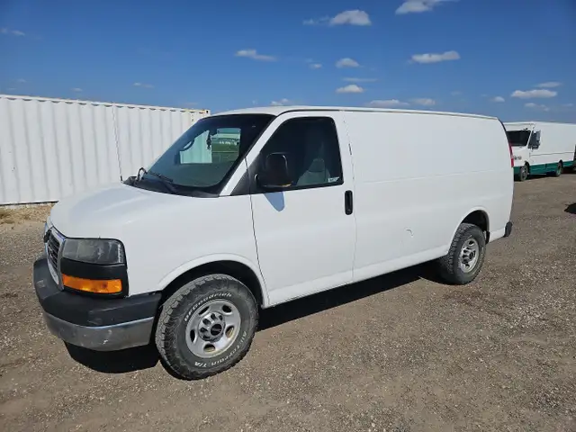2014 GMC Savana