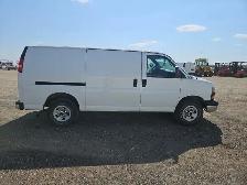 2014 GMC Savana - Photo 7
