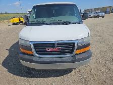 2014 GMC Savana - Photo 8