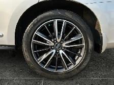 2018 INFINITI QX60 / AWD - Photo 11