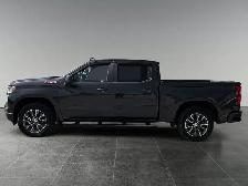 2022 Chevrolet Silverado 1500 RST / 4x4 - Photo 2