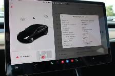 2019 Tesla Model 3 - Photo 16