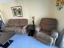 Deux tables de salon noir en bonne condition. - Photo 2