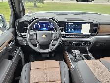2026 Chevrolet Silverado 1500 High Country 6.2L Htd/Cld Lthr - Photo 15