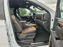 2026 Chevrolet Silverado 1500 High Country 6.2L Htd/Cld Lthr - Photo 18