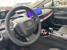 2027 Toyota Prius Plug-In Hybrid XSE HYBRID XSE TRIM - Photo 14
