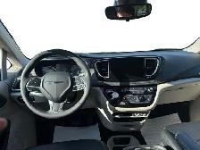2023 Chrysler Pacifica Touring L - Photo 13