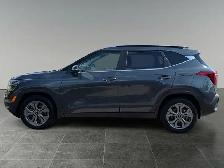 2025 Kia Seltos EX - Photo 2
