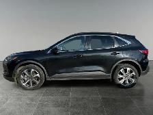2024 Ford Escape Platinum - Photo 2