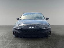 2025 Hyundai Elantra Preferred - Photo 10