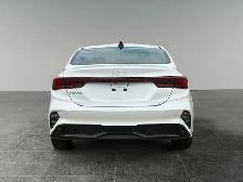 2023 Kia Forte EX - Photo 5