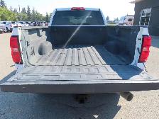 2018 Chevrolet Silverado 2500HD LT 6.6L V8 F Ohv 32V - Photo 13