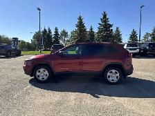 2016 Jeep Cherokee Sport - Photo 4