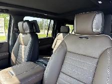 2026 GMC YUKON XL Denali Ultimate - - Photo 11