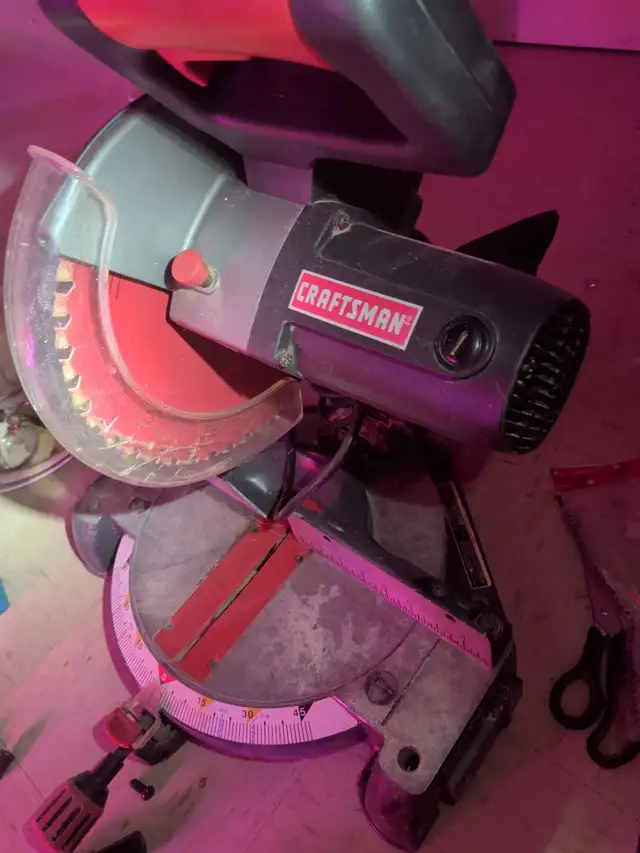 mitre saw