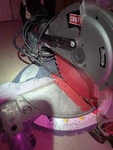 mitre saw - Photo 2
